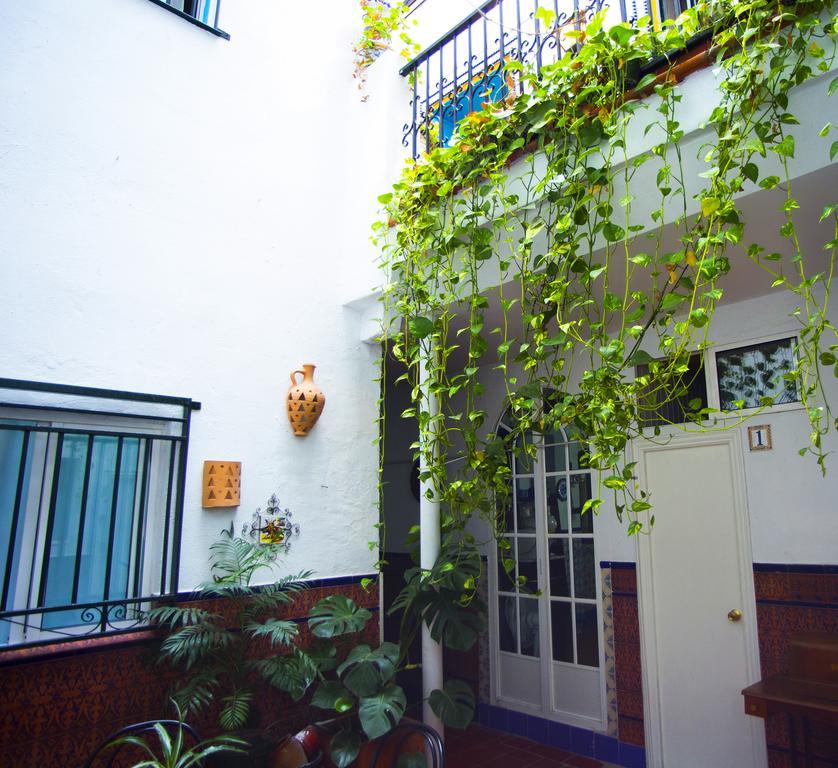 Pension Santa Maria La Blanca Sevilla Exterior foto