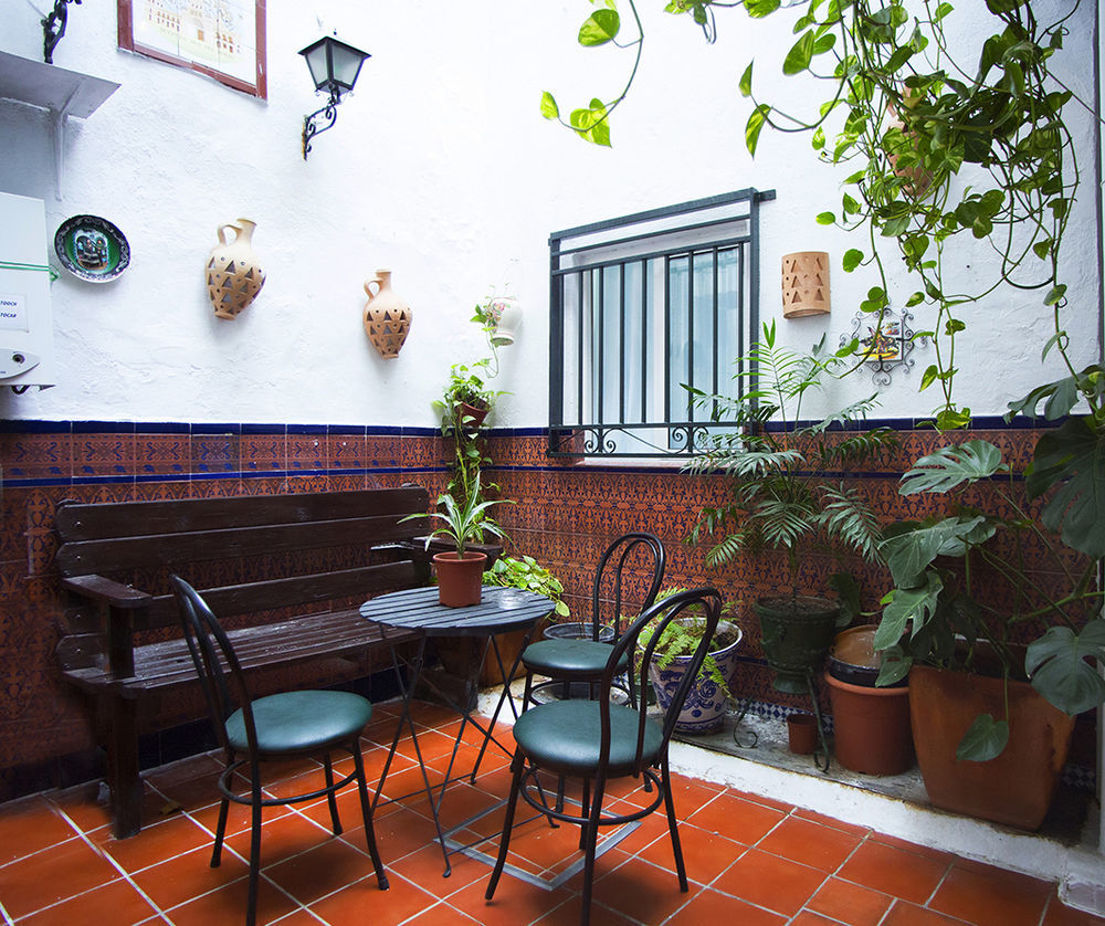Pension Santa Maria La Blanca Sevilla Exterior foto